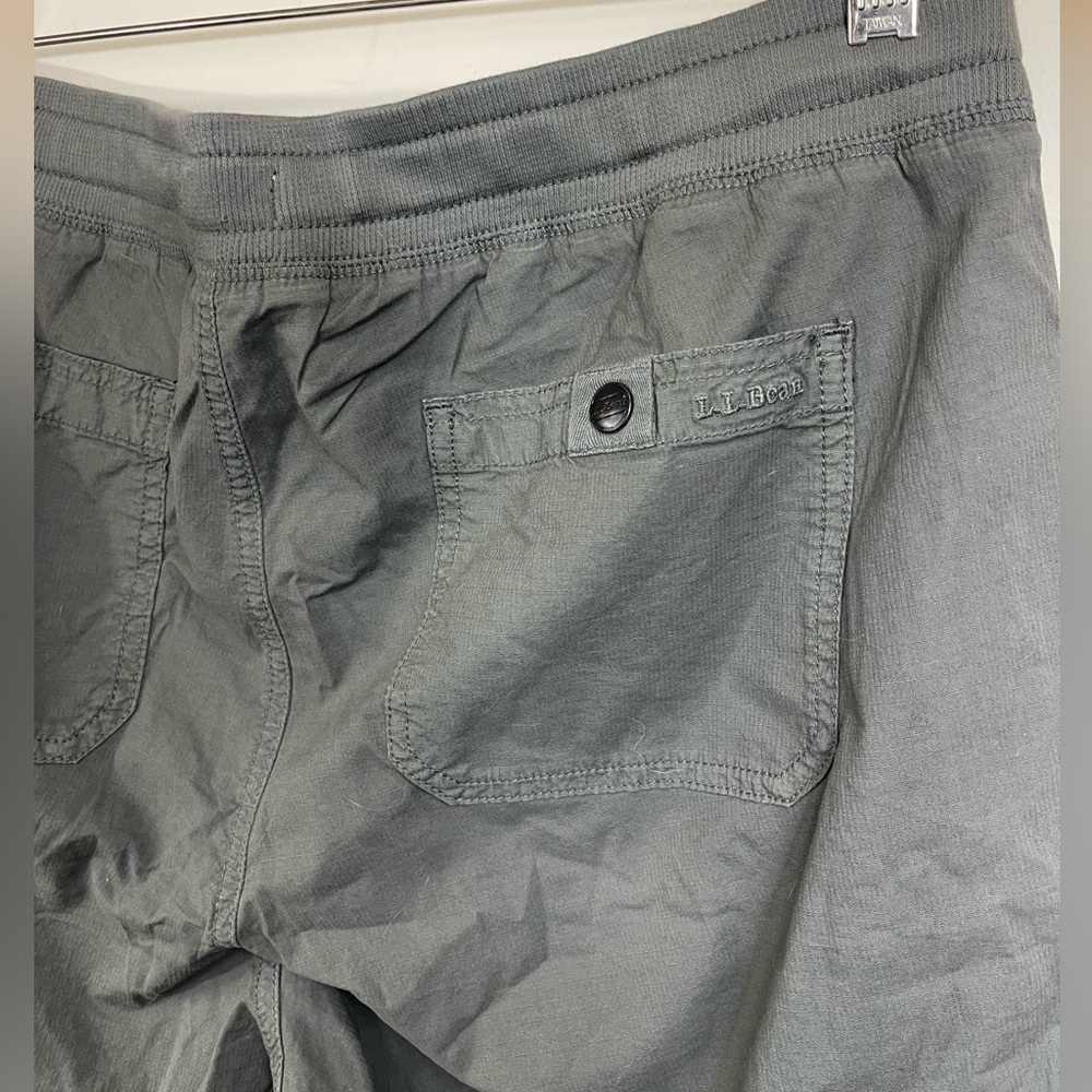NWT L.L.Bean Women’s Dark Taupe Ripstop Pull-On Pants Slim Leg Size M Reg - Picture 6 of 8